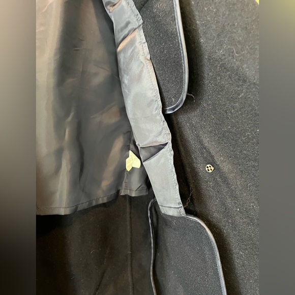 Double breasted wool coat - Picture 8 of 15